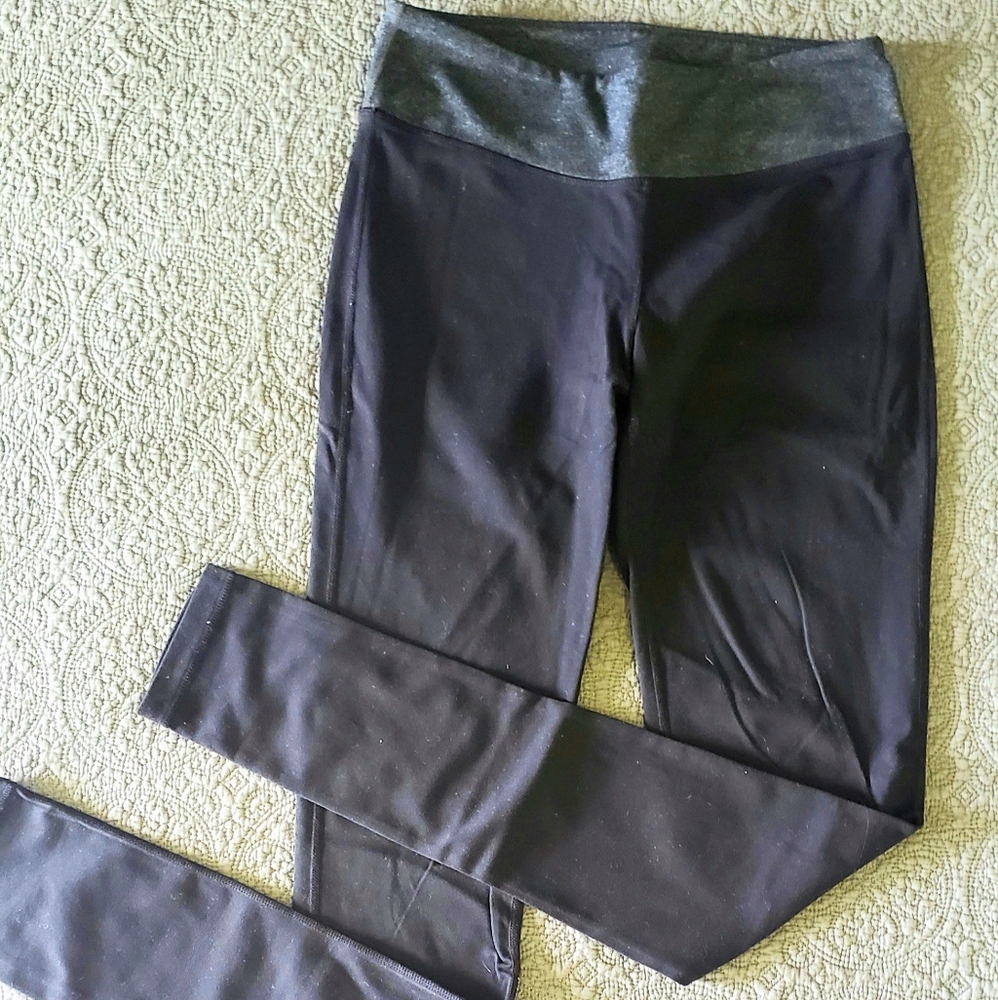 Aritzia leggings